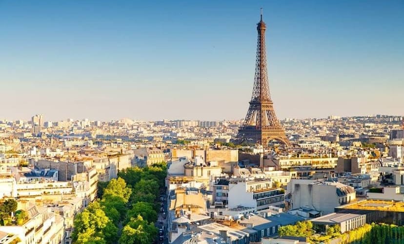 Tour Eiffel - Que faire à Paris.jpg